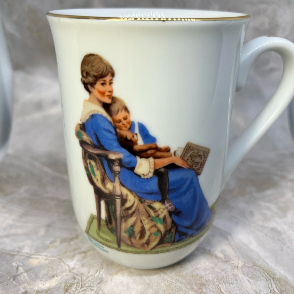 Vintage Norman Rockwell antique White and Blue Dining Mugs